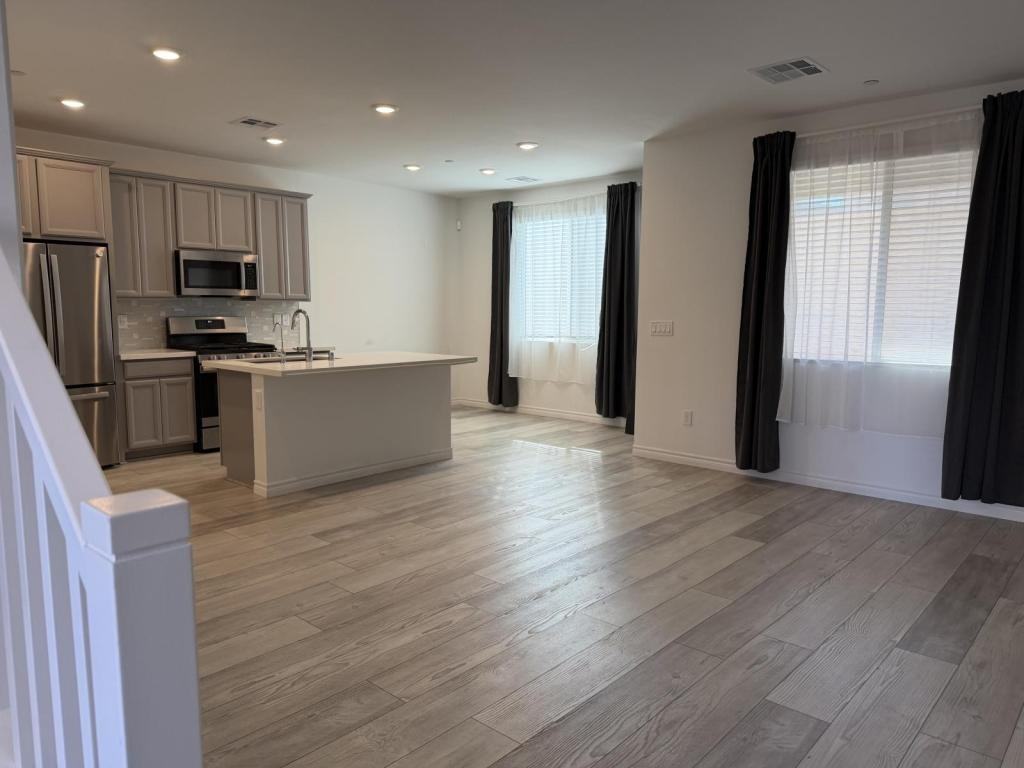 8851 Flora Run Ave - Photo 2 of 13