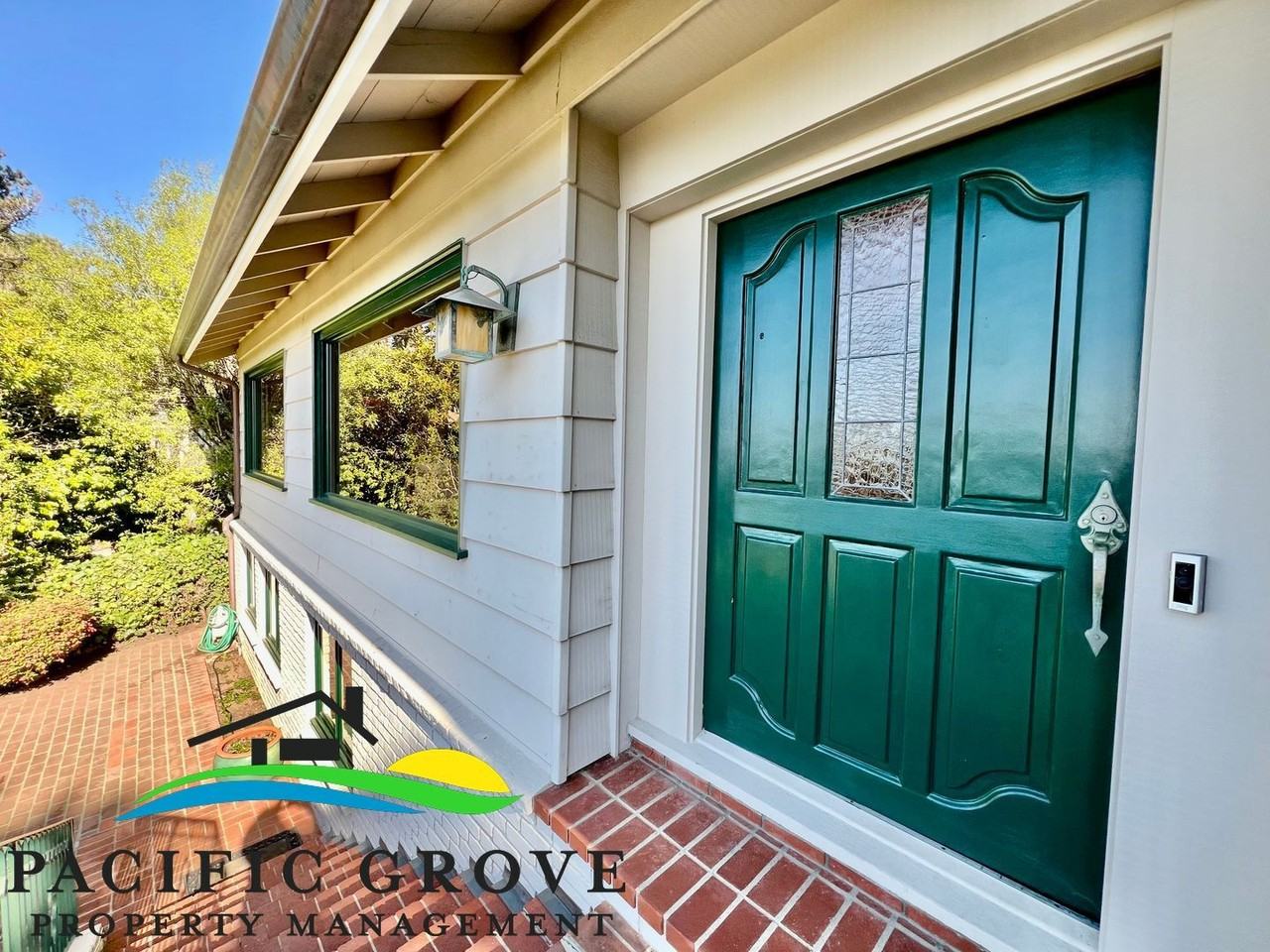 Carmelo Abode - Photo 5 of 50