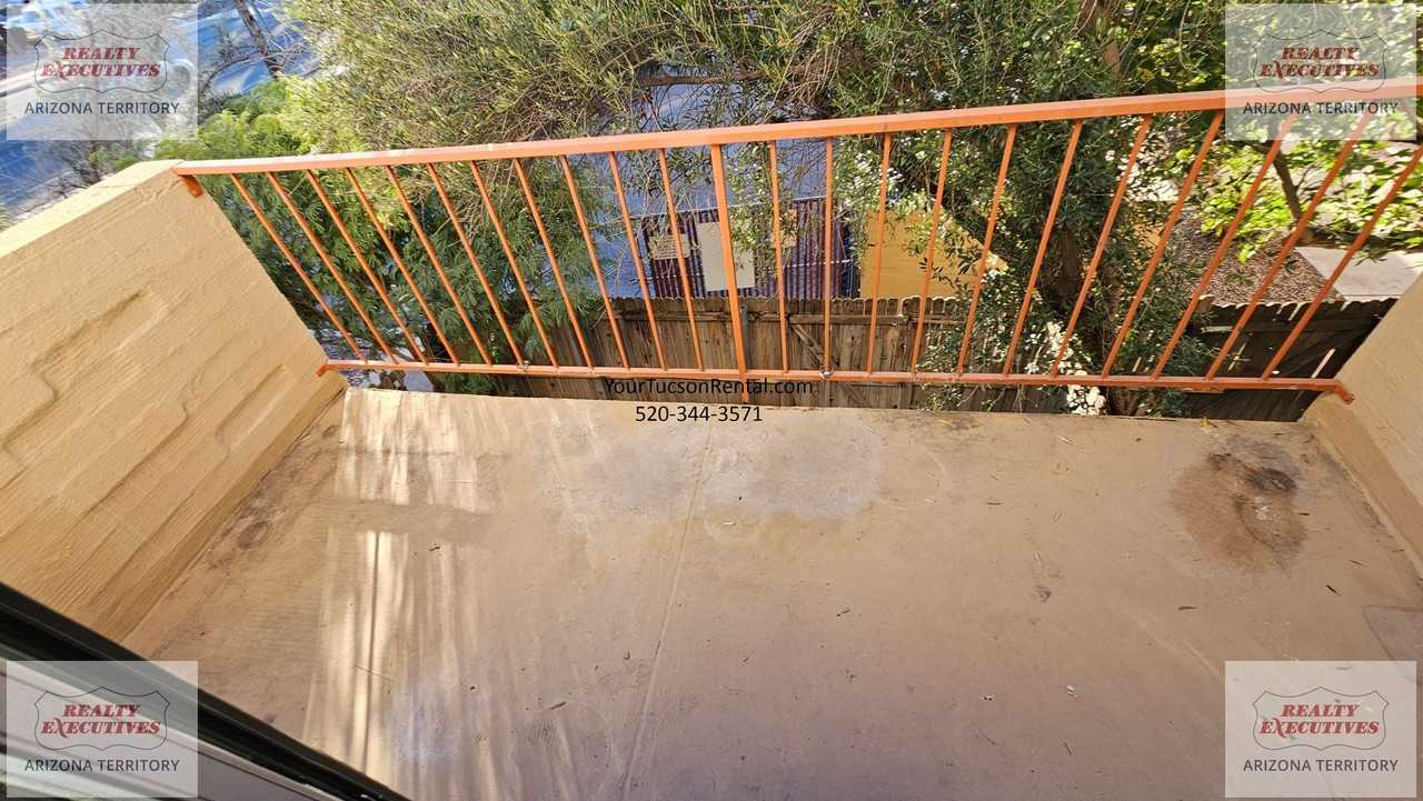 1357 E Fort Lowell Rd - Photo 3 of 23