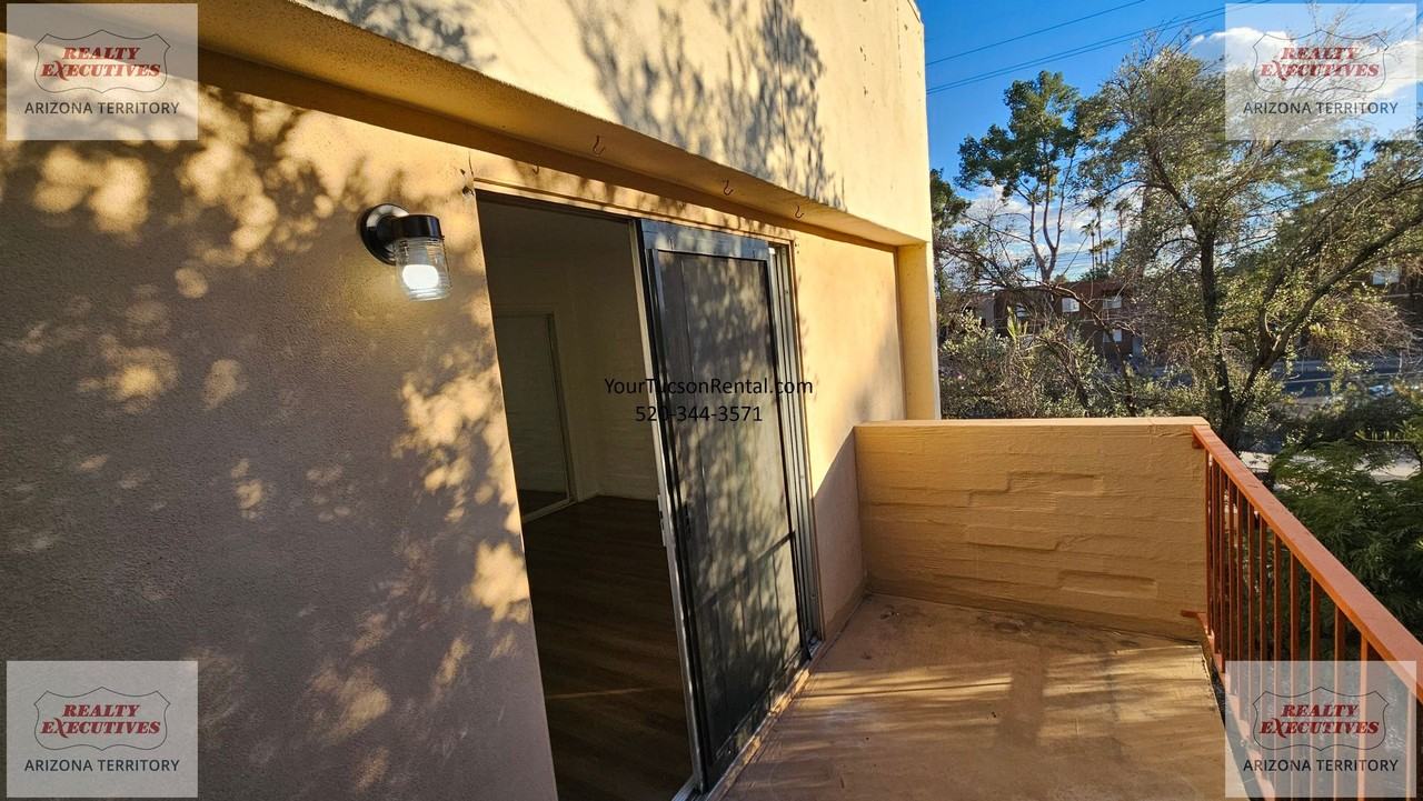 1357 E Fort Lowell Rd - Photo 4 of 23