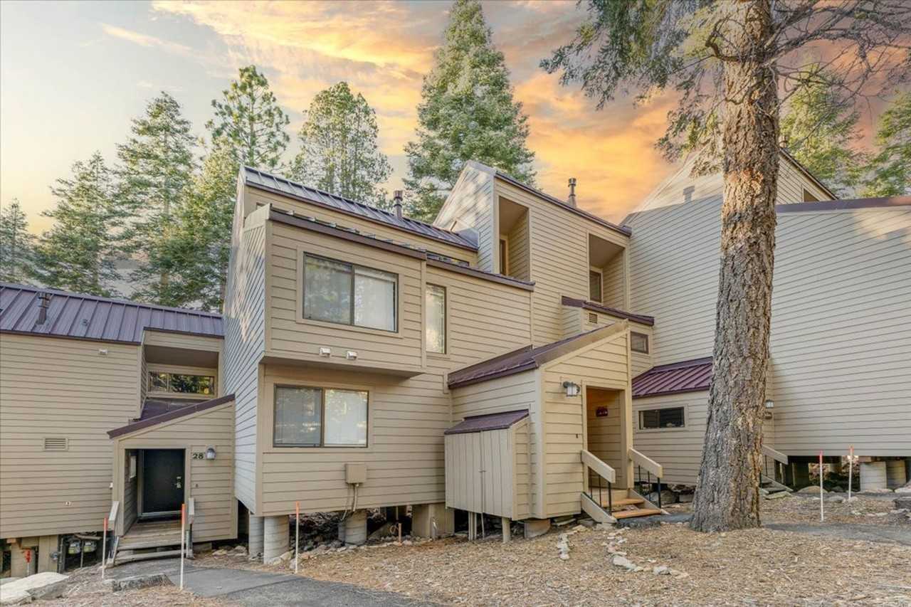 5101 N Lake Blvd - Photo 3 of 40