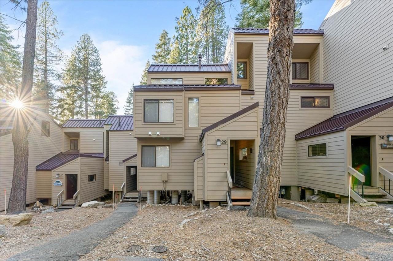 5101 N Lake Blvd - Photo 4 of 40