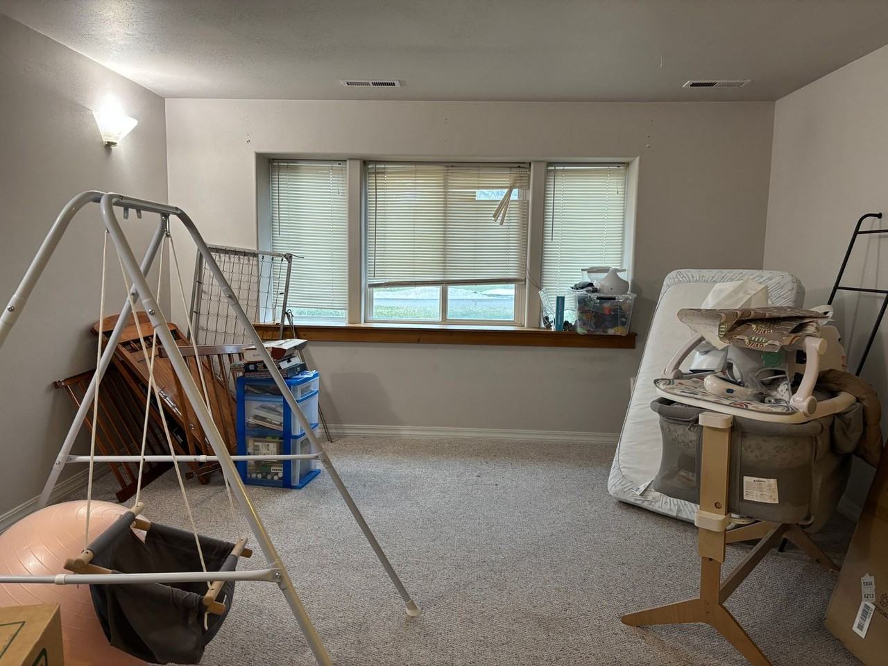 1133 S Pinecrest Dr - Photo 3 of 22