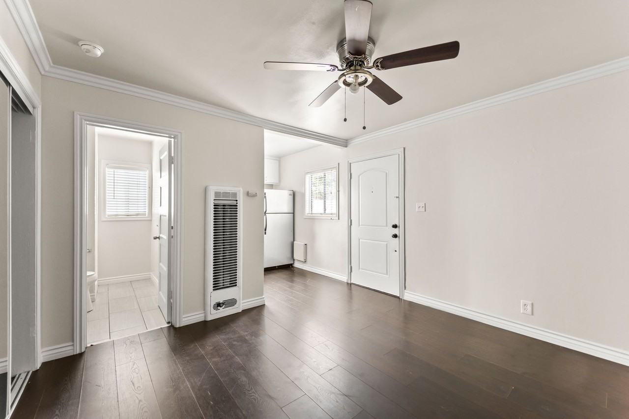 4104 E. 7th Street - Photo 2 of 16