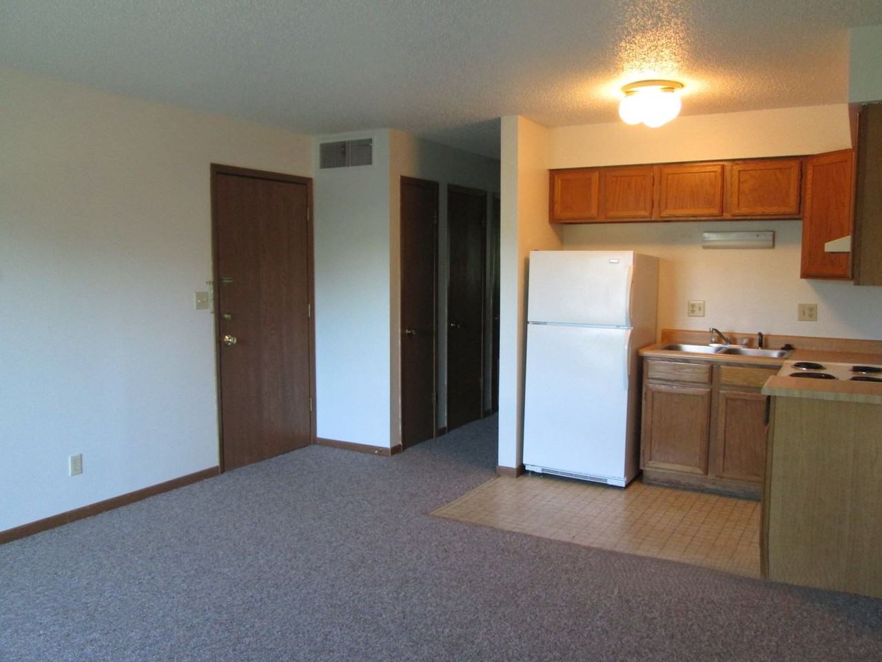 2635 Westwinds Drive #3 - Photo 6 of 8