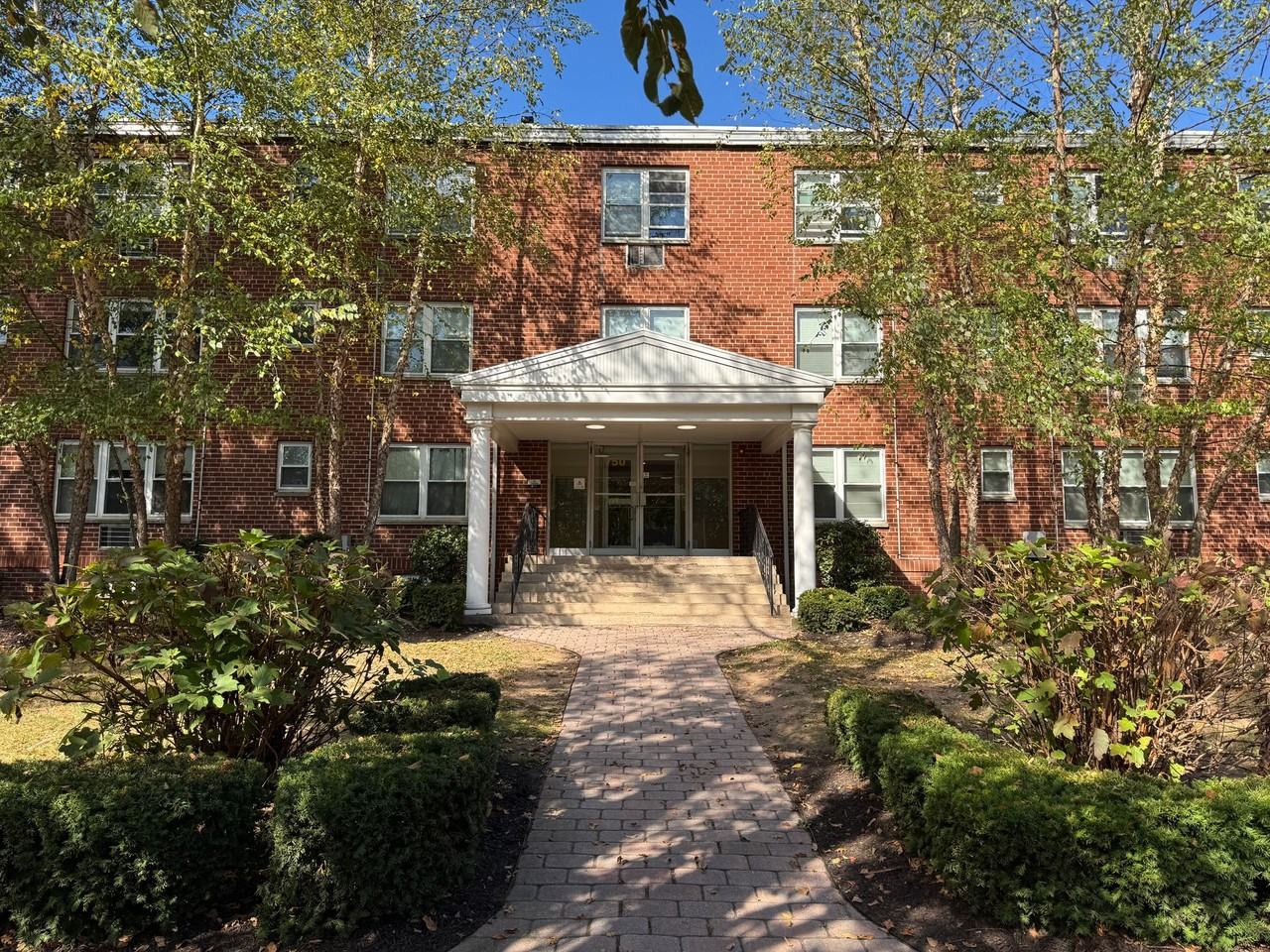 Eli Whitney Apartments - Photo 4 of 7