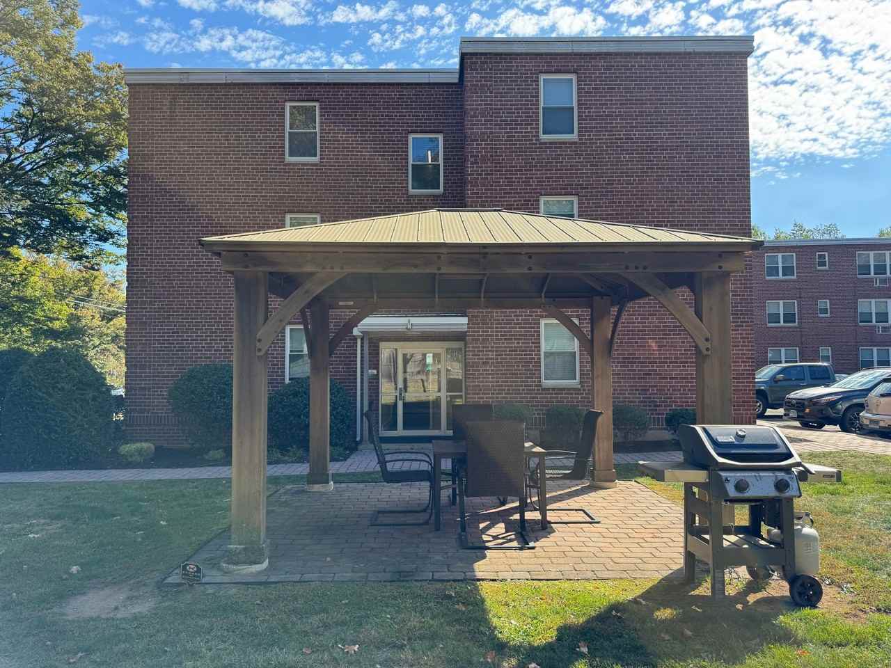 Eli Whitney Apartments - Photo 6 of 7