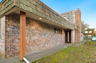 Bellevue Dion 4-plex - Photo 1 of 1