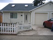 1129 1/2 W 16th St - Photo 1 of 1