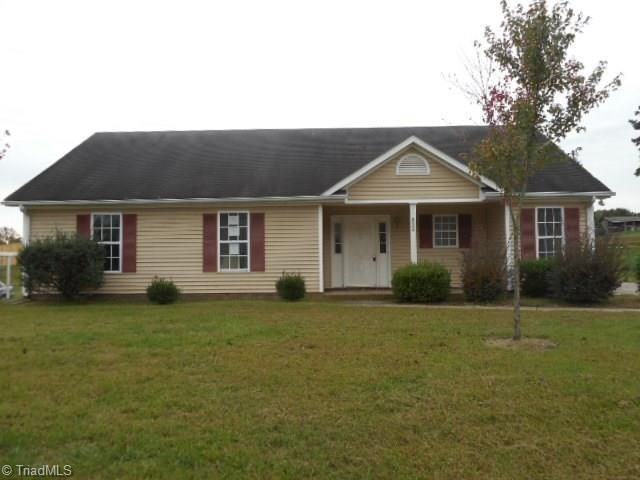 3604 Markham Rd - Photo 7 of 18