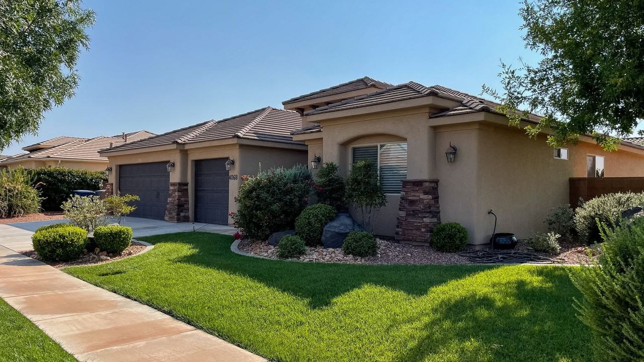 4068 Fortune Way - Photo 3 of 23