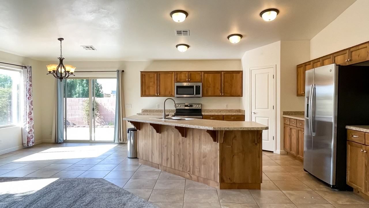 4068 Fortune Way - Photo 7 of 23