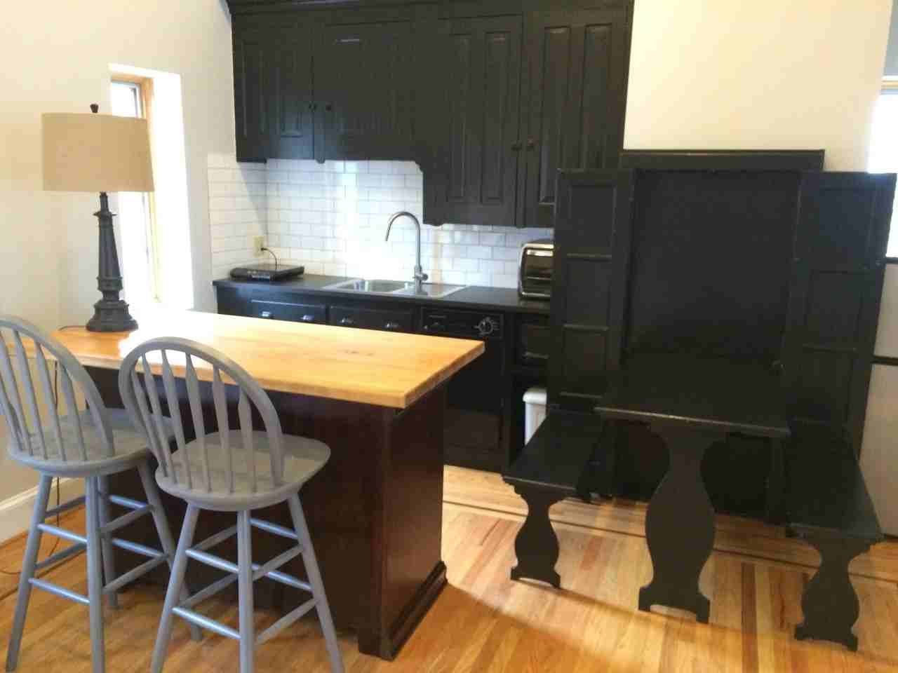 746 Yorkway Place - Photo 3 of 7