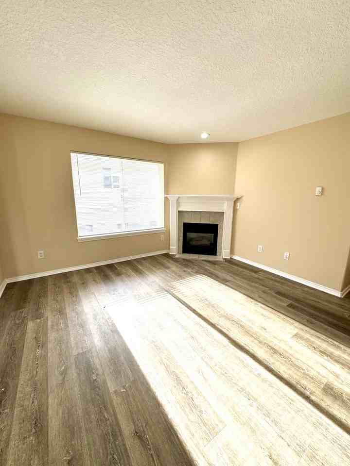 14611 Se Lone Pine Dr - Photo 4 of 17