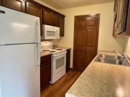 featured image of 740 Mansfield Court