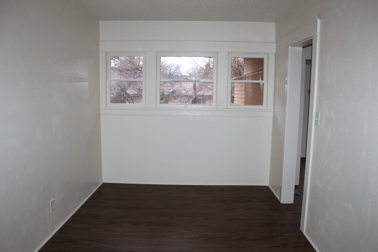 1835 Melrose St - Photo 4 of 20