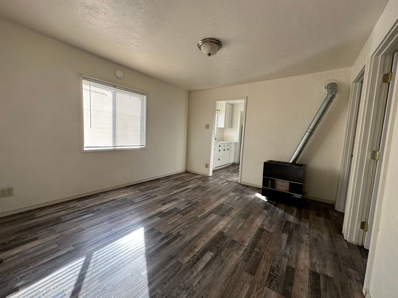 4428 Altamont Drive - Photo 4 of 24