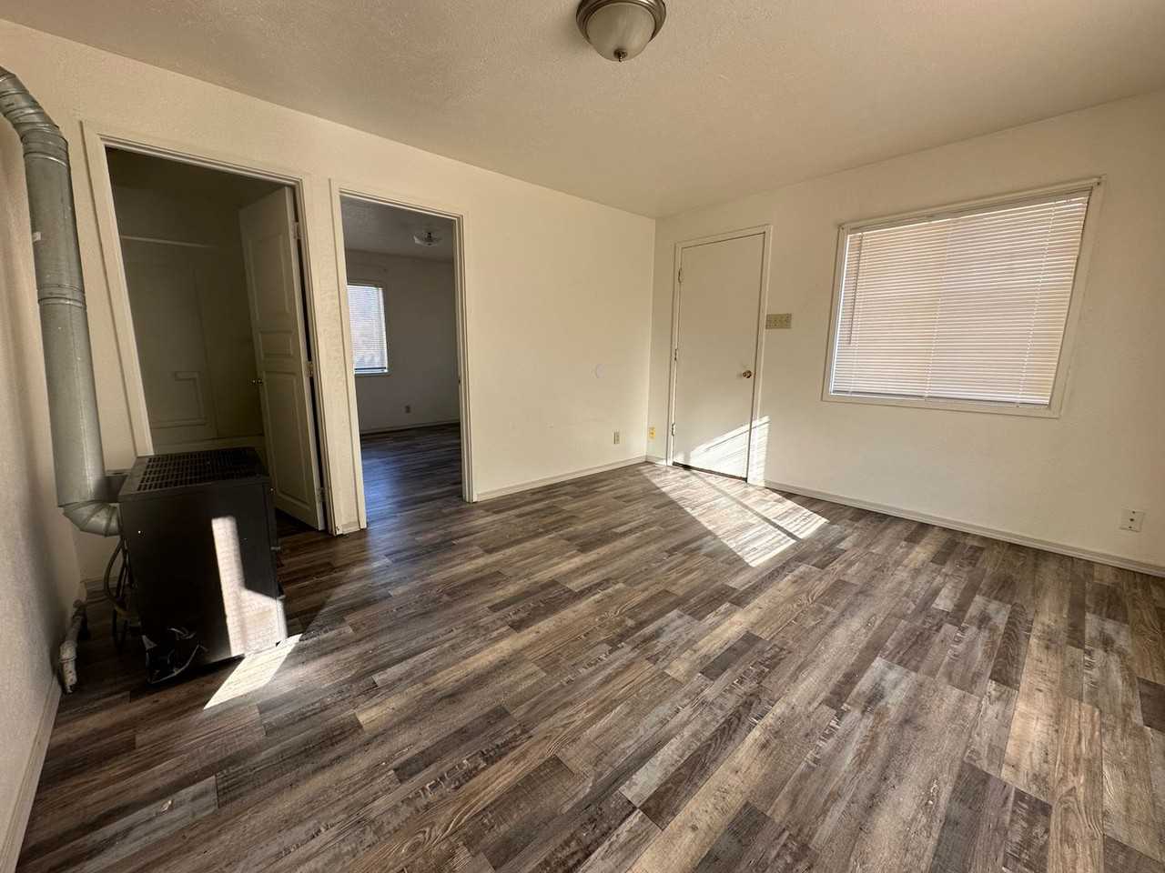 4428 Altamont Drive - Photo 6 of 24