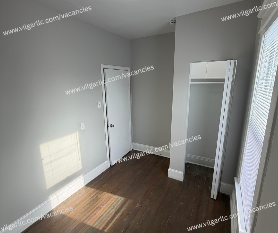 4754 Hickory Ave - Photo 6 of 22