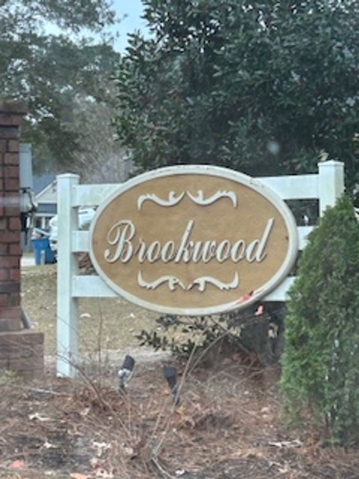 131 Avalon Road - Photo 4 of 14