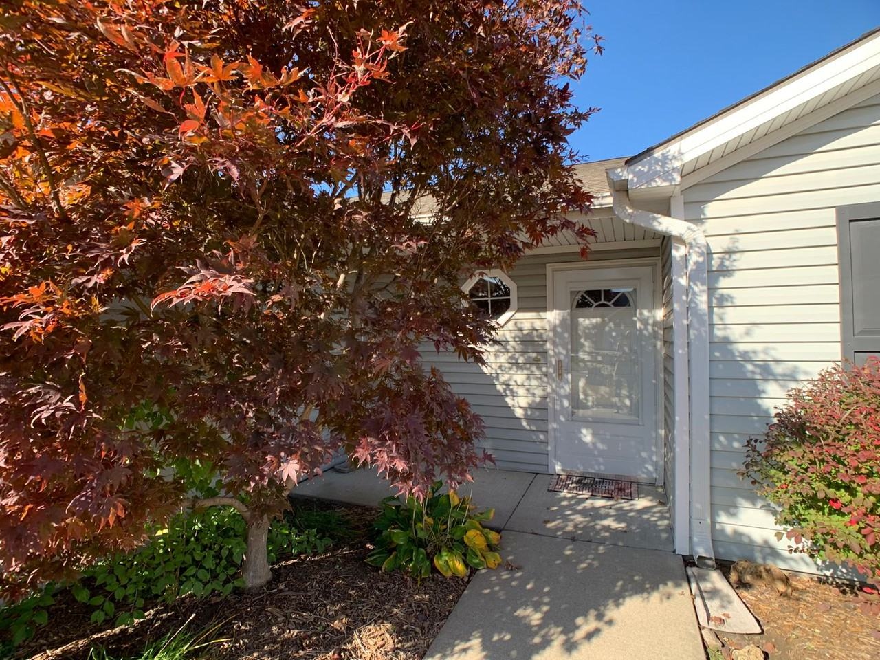 511 Stonedale Drive - Photo 2 of 17