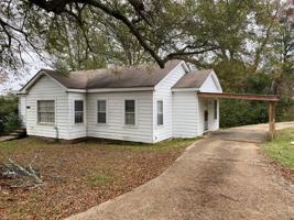 featured image of 600 Minden Street