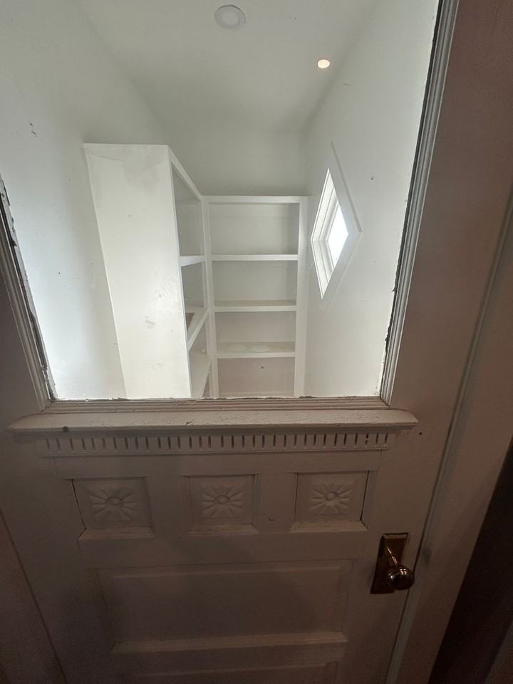 839 Locust Street - Photo 3 of 31