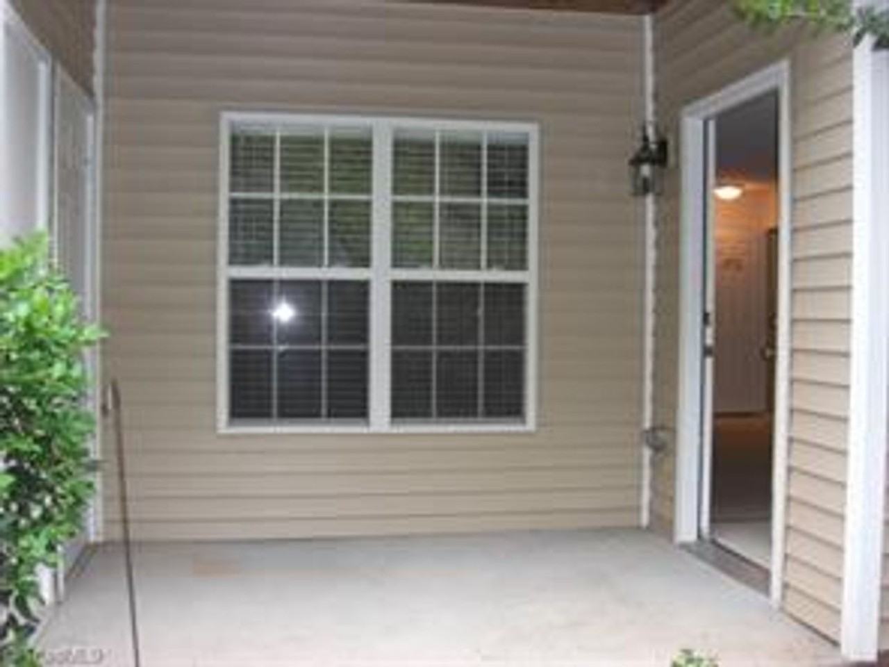 1912 Salem Bluff Drive - Photo 2 of 15