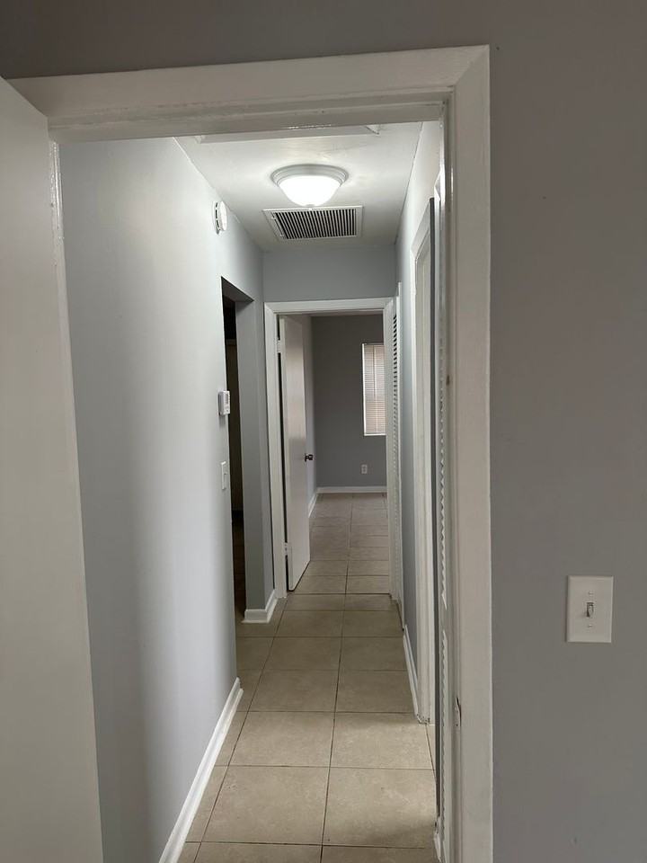 632 9th St - Photo 6 of 11