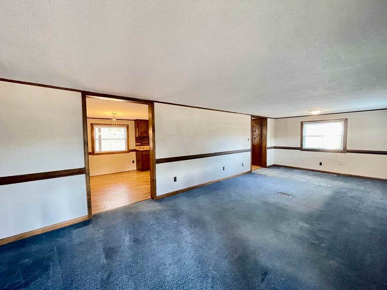 14341 Wells Lane - Photo 4 of 37