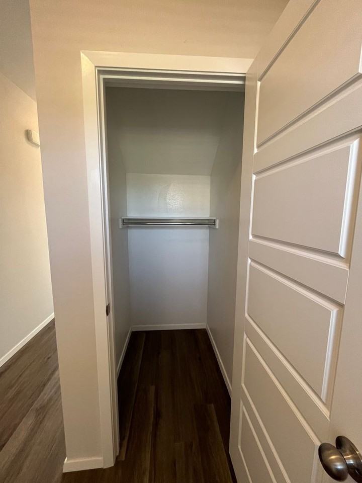 3171 Gulley Ln - Photo 7 of 33