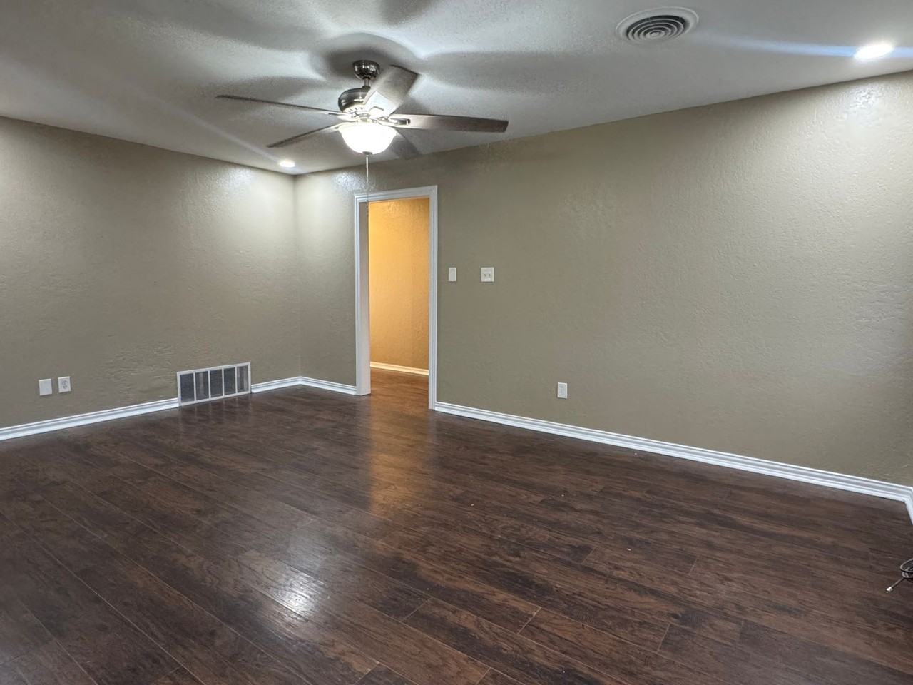 117 Southwest 68th Street - Photo 2 of 17