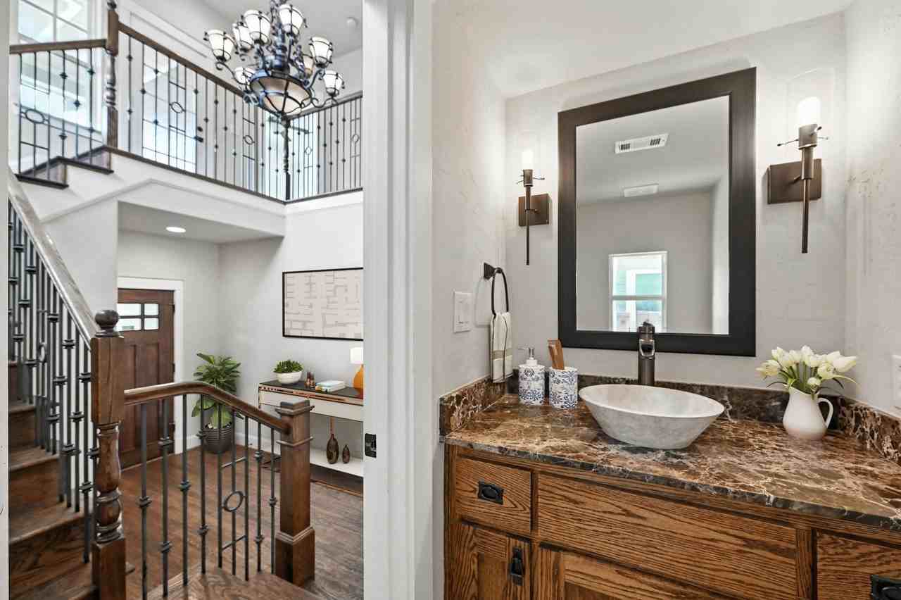 5535 Willis Avenue - Photo 3 of 21