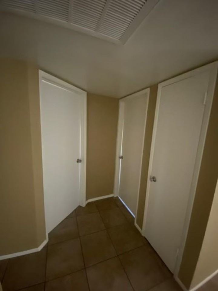 2311 West Glenrosa Avenue #1 - Photo 5 of 12