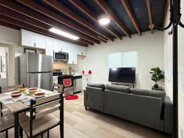 featured image of 734 Loma Vista Drive