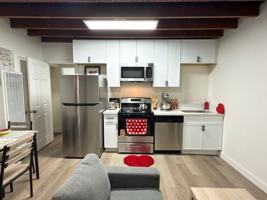 featured image of 734 N Loma Vista Dr