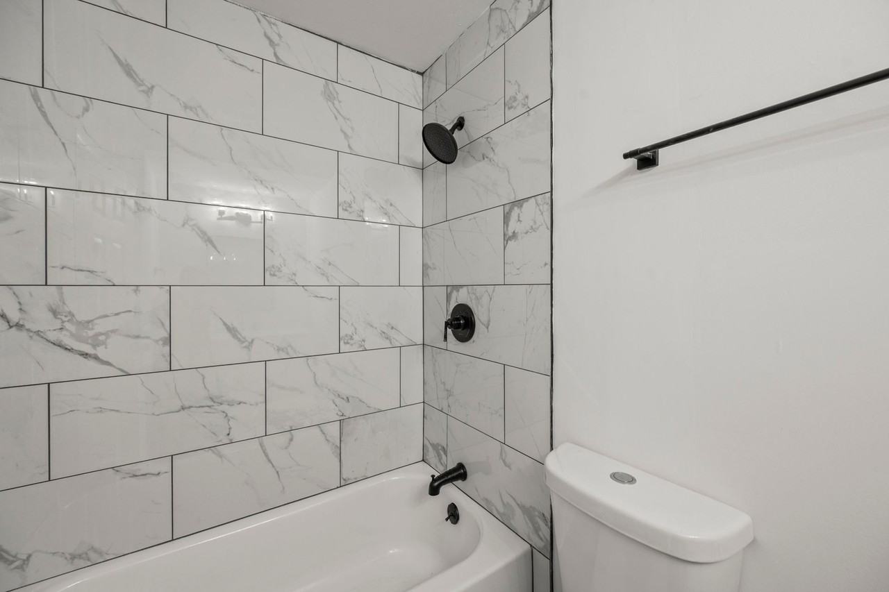 Brand new Avera apartments! - Photo 4 of 37