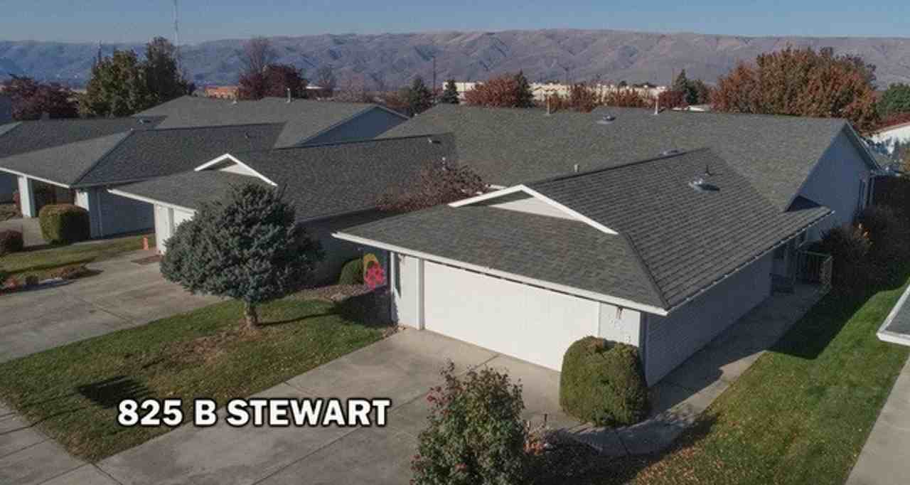 825B Stewart Ave - Photo 4 of 11