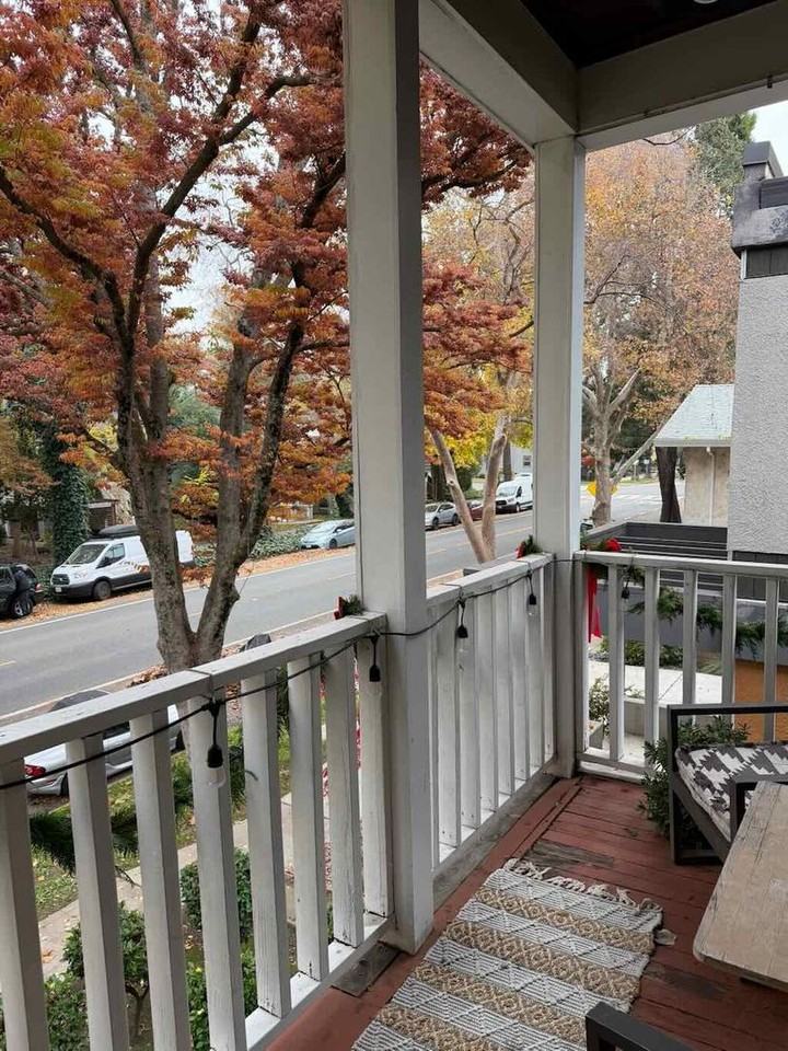 1823 T Street - Photo 2 of 13