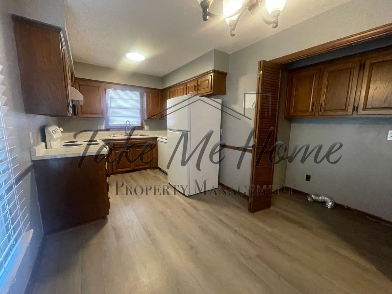 1452 E Camino Alto St - Photo 5 of 12