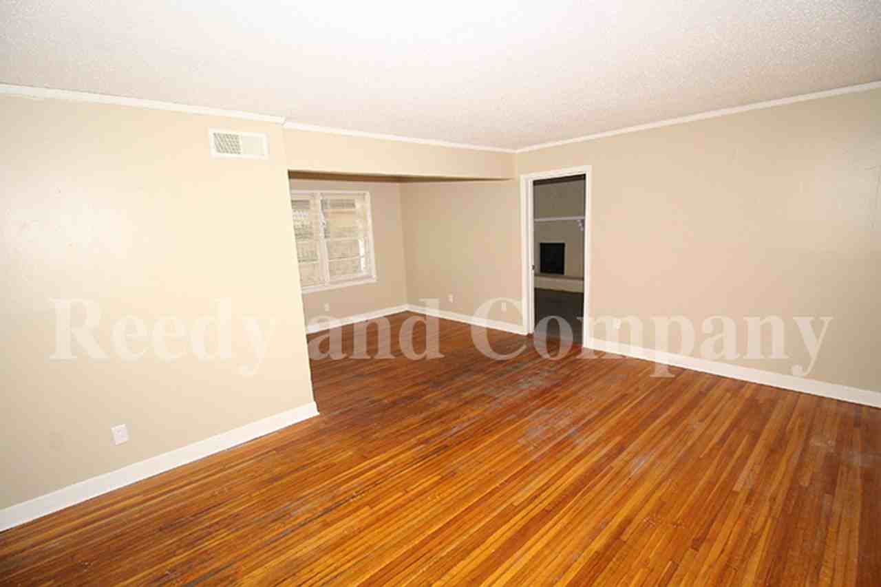 1555 S Perkins Rd - Photo 5 of 20