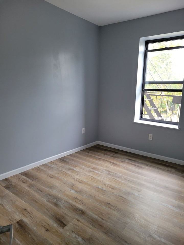 66-68 Garside Street - Photo 2 of 12