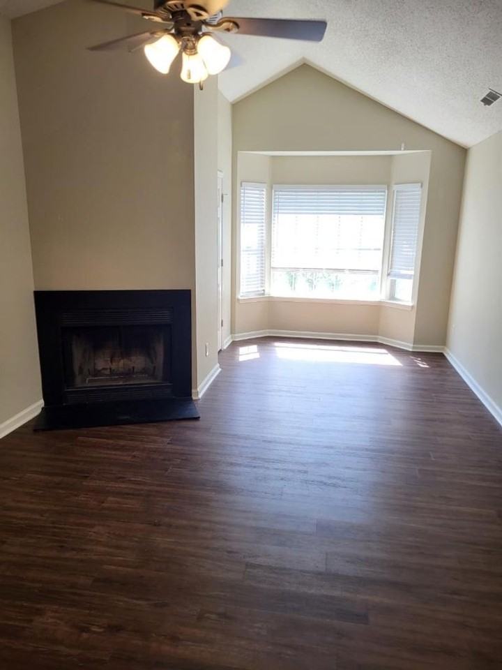 103 Windsor Lane - Photo 7 of 10