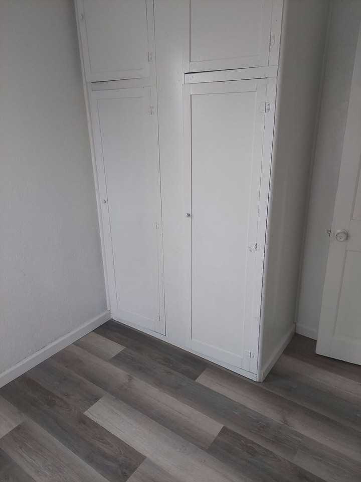 400 North Lincoln Avenue - Photo 3 of 11