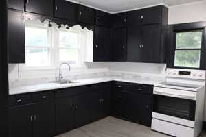 featured image of 605 Riverside Avenue