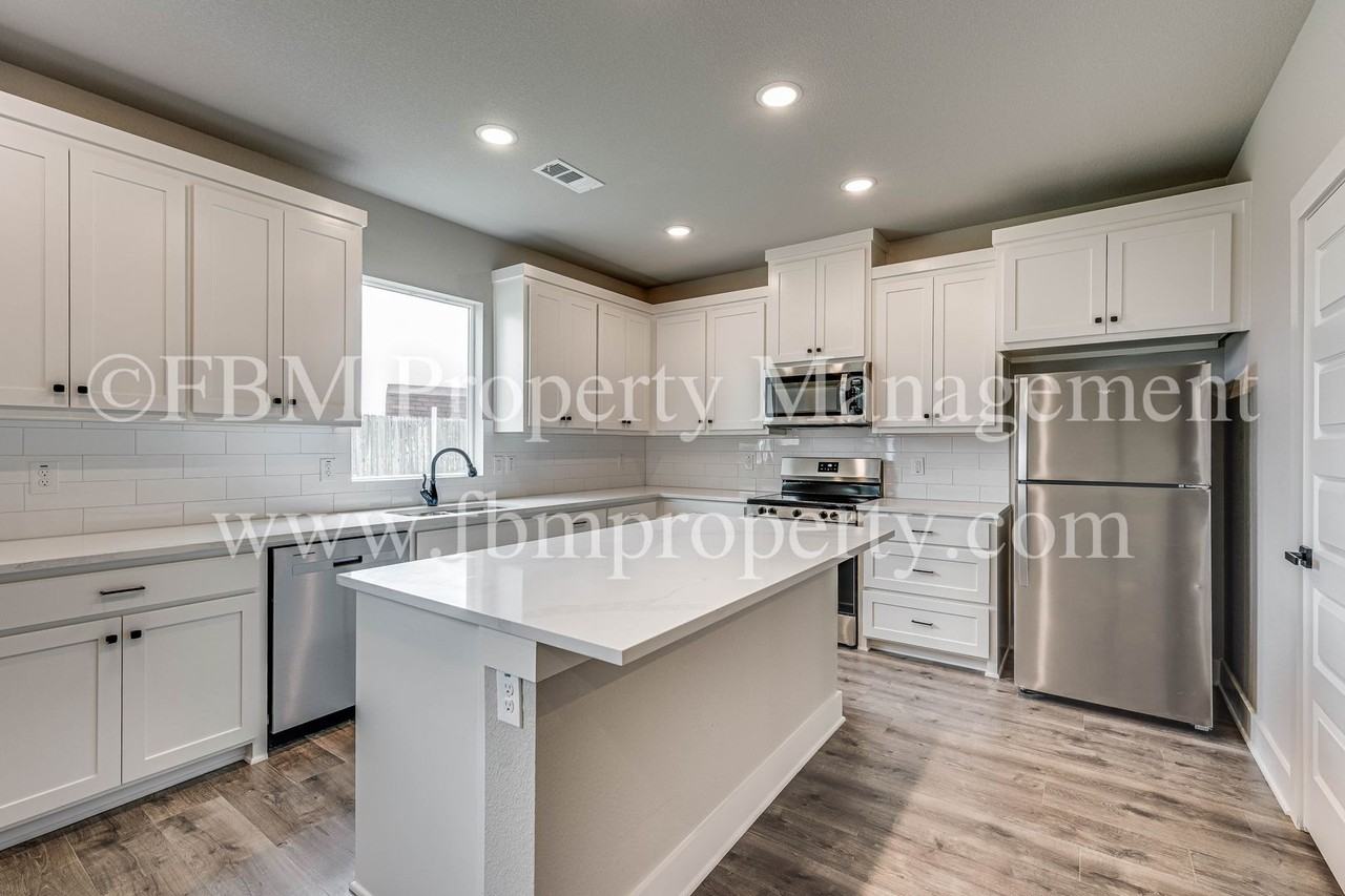 913 Cooksey Court - Photo 6 of 23