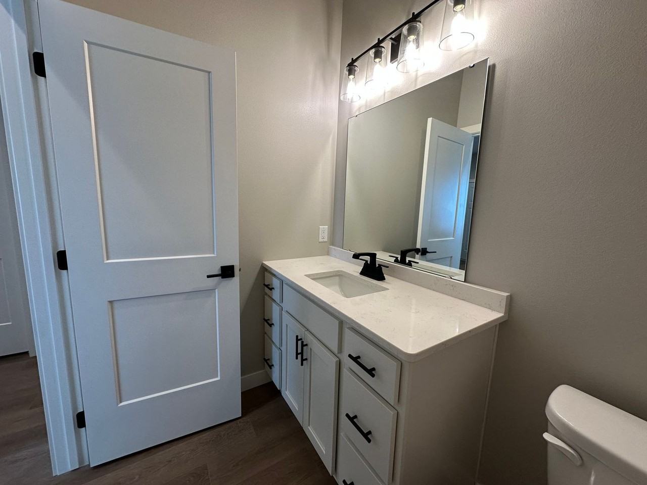 6717 67 Street South - Photo 7 of 23