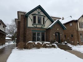 featured image of 2031 East Marion Street