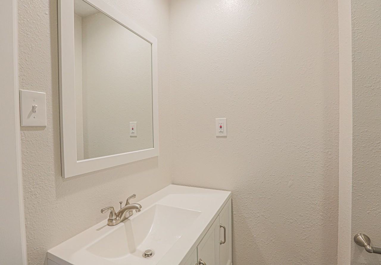 3817 25th Street - Photo 2 of 41