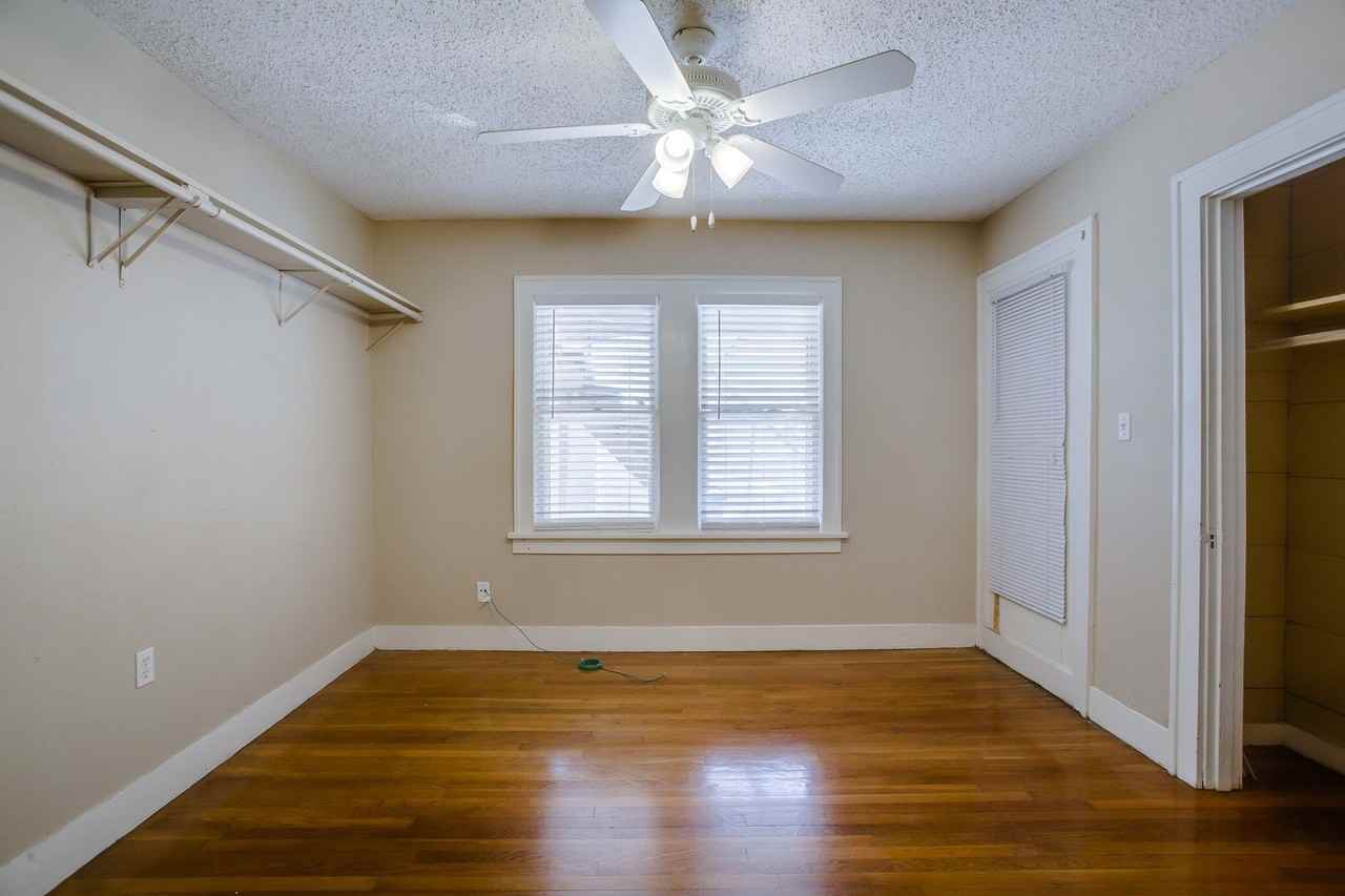 2520 20th CAPROCK - Photo 2 of 12